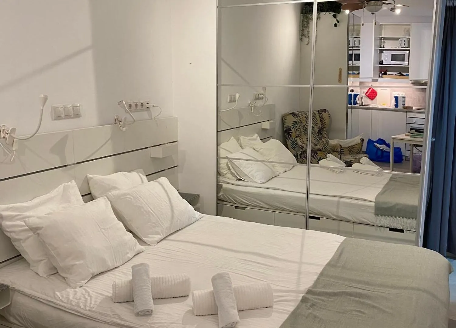 Sombrita Del Sol Studio Interior Las Palmas de Gran Canaria Spagna